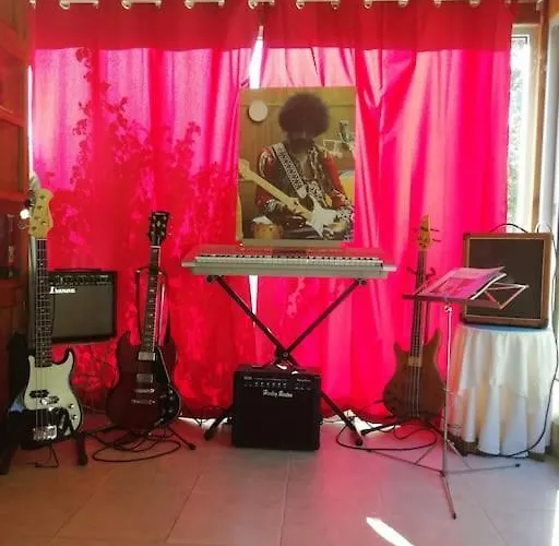 Chez Michel Et Fabienne 사흘라 라 카네다