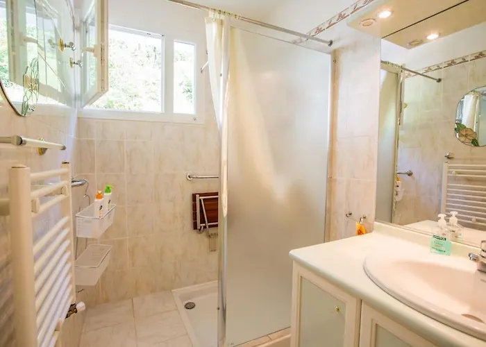 Chez Michel Et Fabienne 펜션 *